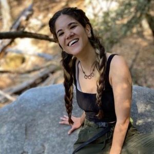 Meet your Posher, Juliana